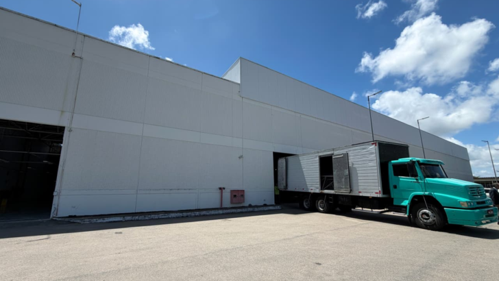 Fachada do galpão que receberá o centro de distribuição da 3corações em São Gonçalo do Amarante