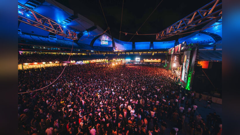 Público ocupa a Arena das Dunas durante o Festival MADA