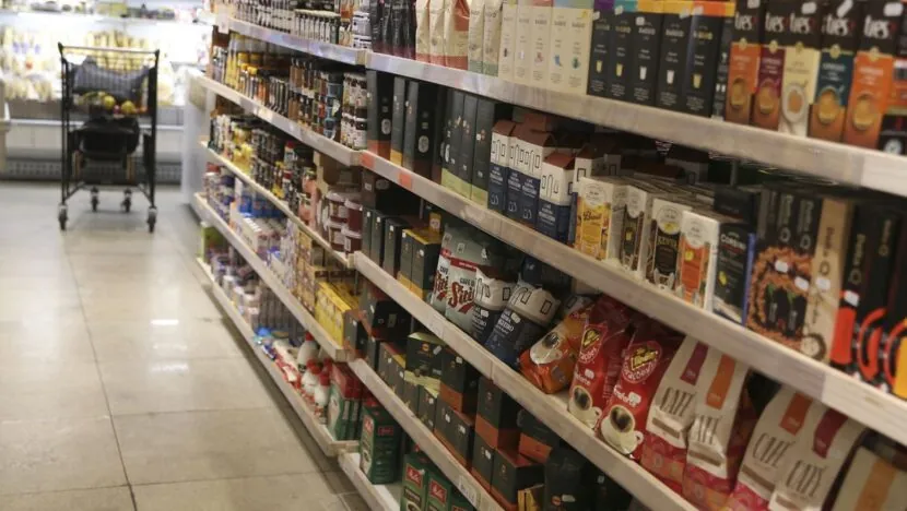 Comércio tem queda de 0,4% em abril, depois de três altas - Foto: Valter Campanato/Agência Brasil