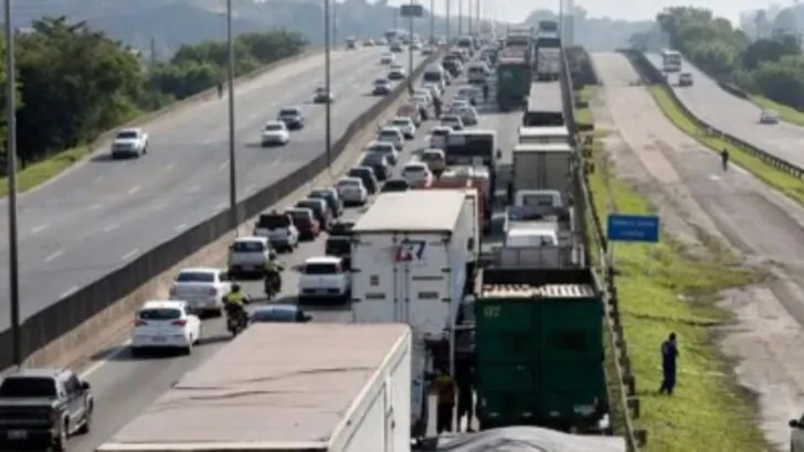 MODELO FOTO PORTAL (76)