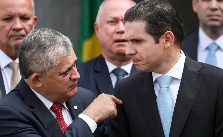 Guimarães afirma que relação com hugo motta foi “reconstruída” | notícias do rio grande do norte O líder do goveRio Grande do Norteo na Câmara, José Guimarães, e o presidente da Câmara dos Deputados, Hugo Motta